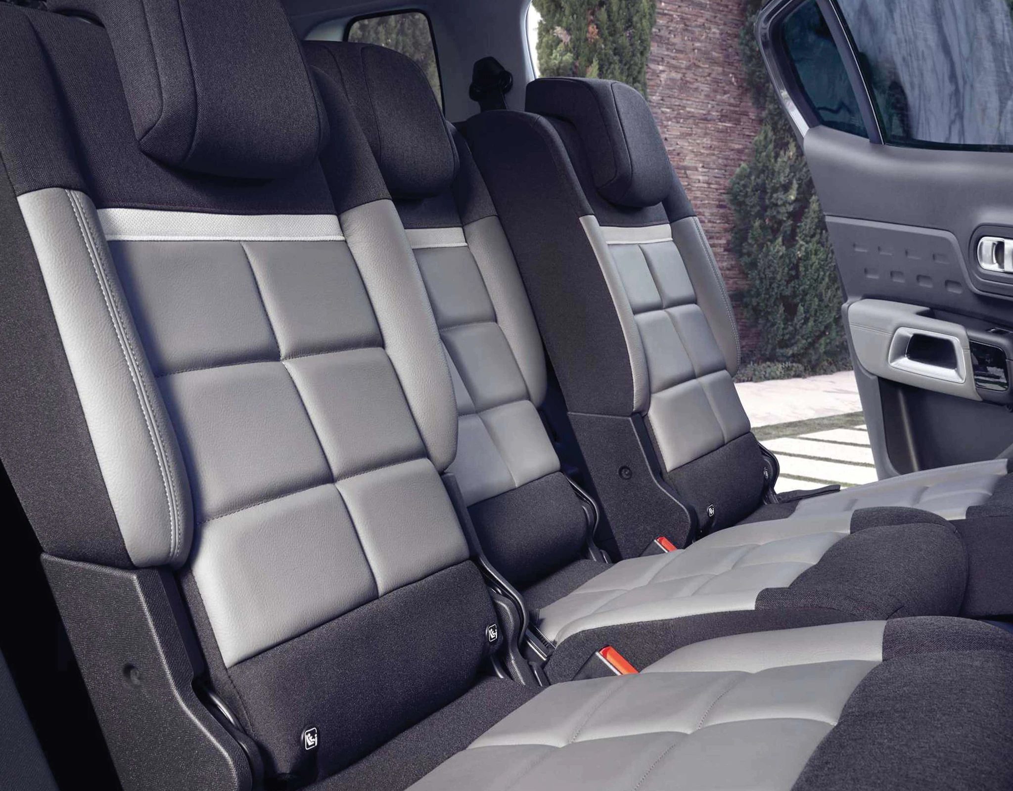 Citroen_comfort_seats_2880_2250